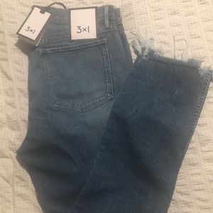 3x1 NWT Straight authentic crop